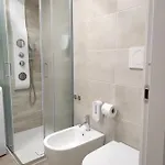 Ca' Ginevra Trilocale Centro-mare شقة بيزارو