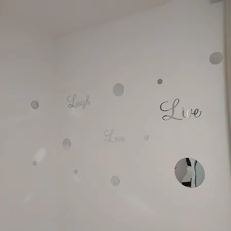 Ca' Ginevra Trilocale Centro-mare